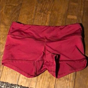 Maroon Fleo Shorts
